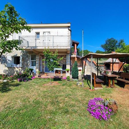 Sem Apartment Tar-Vabriga Exterior photo